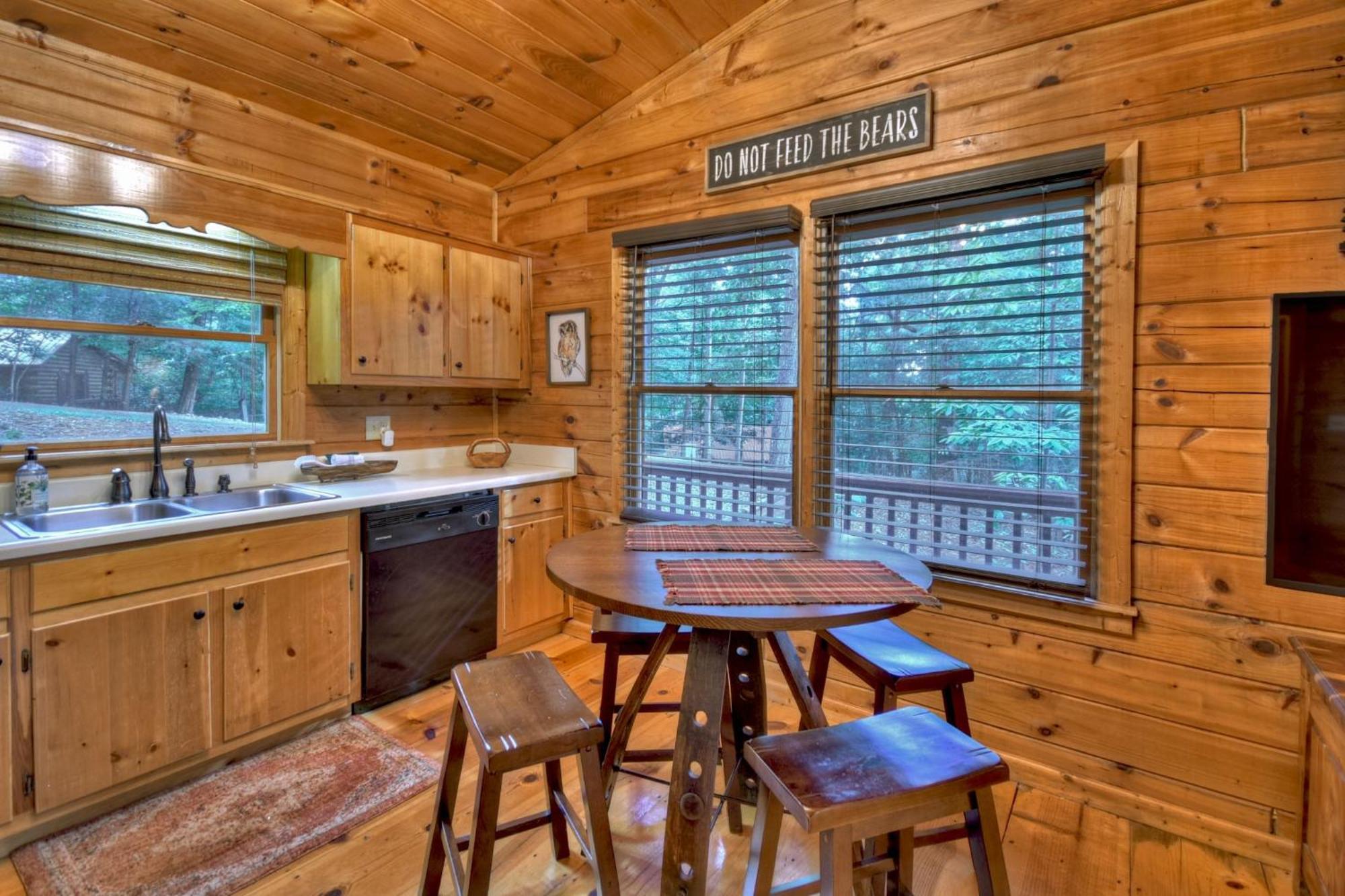 Bearfoot Ridge Wood-Burning Fireplace Cozy Hot Tub Serene Views Ellijay Exterior foto